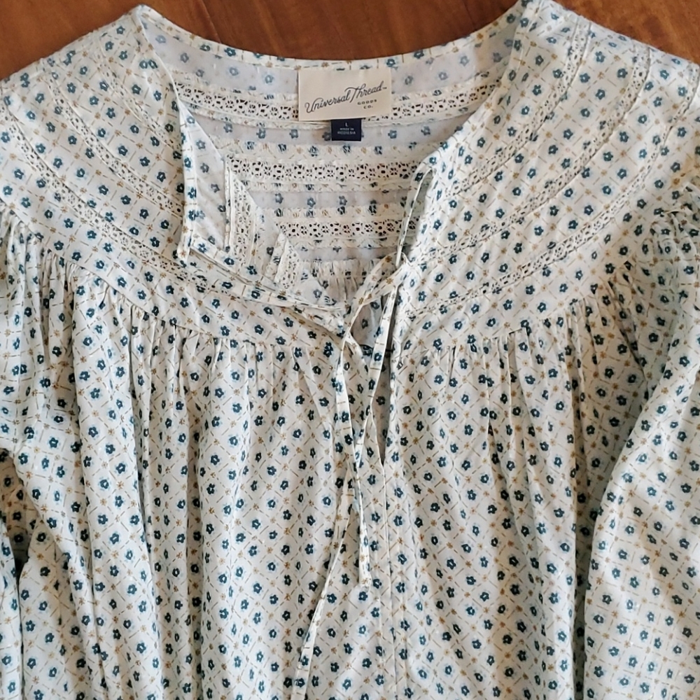 Universal Thread size Large top - Picture 3 of 4